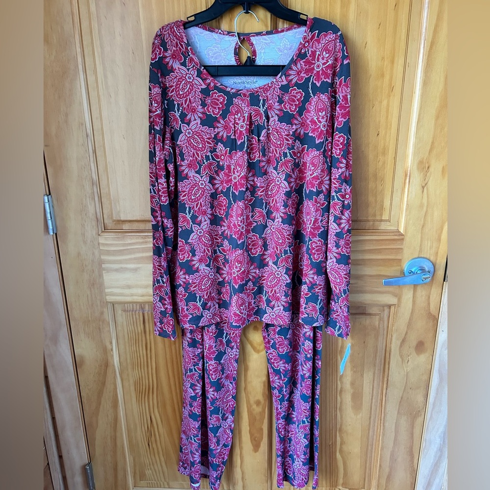 New! Bamboo Floral Pajama Set, S,M